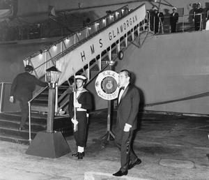 Heath Nixons talks - dinner on HMS Glamorgan
